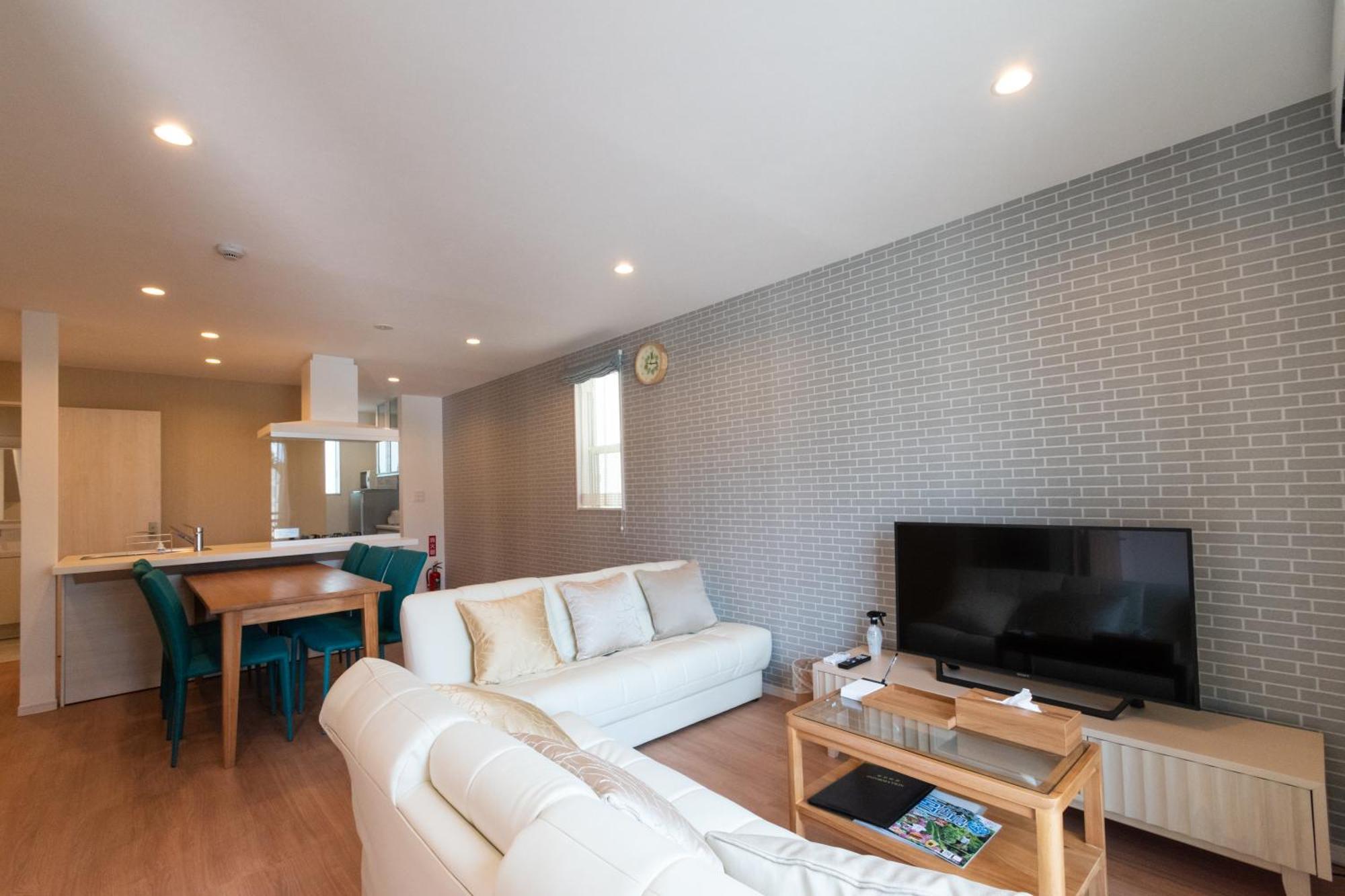 Ecot Irabu Bridge Premier Aparthotel Miyakojima  Room photo